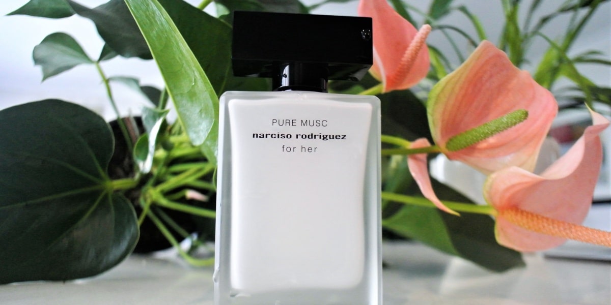 Pure Musc de Narciso Rodríguez, perfume que deixa os homens enlouquecidos (Imagem Reprodução Fragoom)