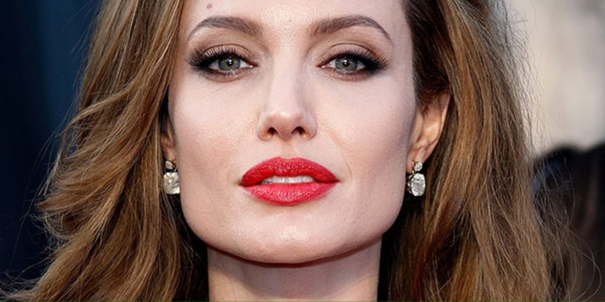 Técnica de maquiagem utilizada pela Angelina Jolie (Imagem Reprodução Google)