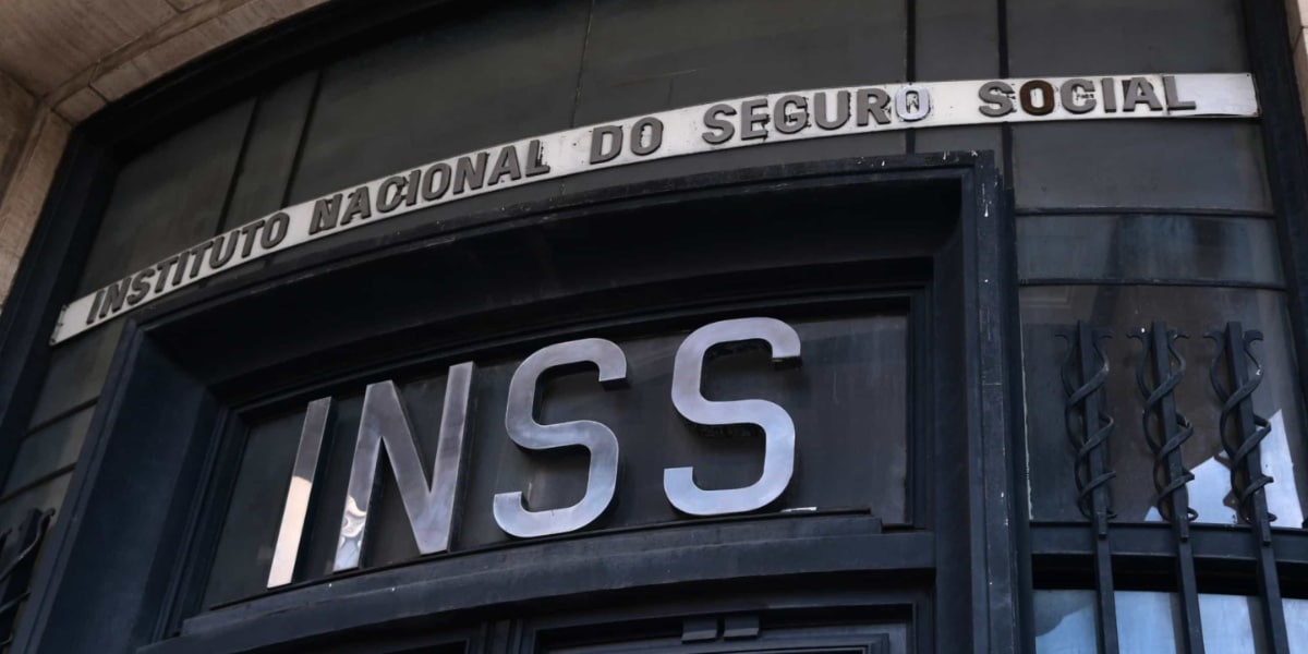 INSS anuncia datas para saque de benefício em março de 2024 (Imagem Reprodução Shutterstock)