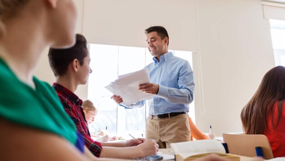 Aulas particulares de qualquer habilidade, correção de redação e tradução de línguas dão grana extra (Foto: Reprodução/ FreePik)