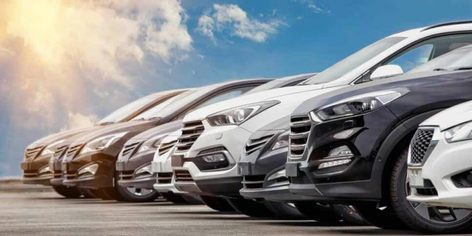 Carros (Reprodução/Internet)