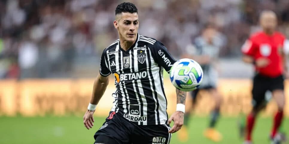 Atlético-MG abre negociação com Grêmio por Cristian Pavón (Foto: Gilson Lobo/Agif/Gazeta Press)