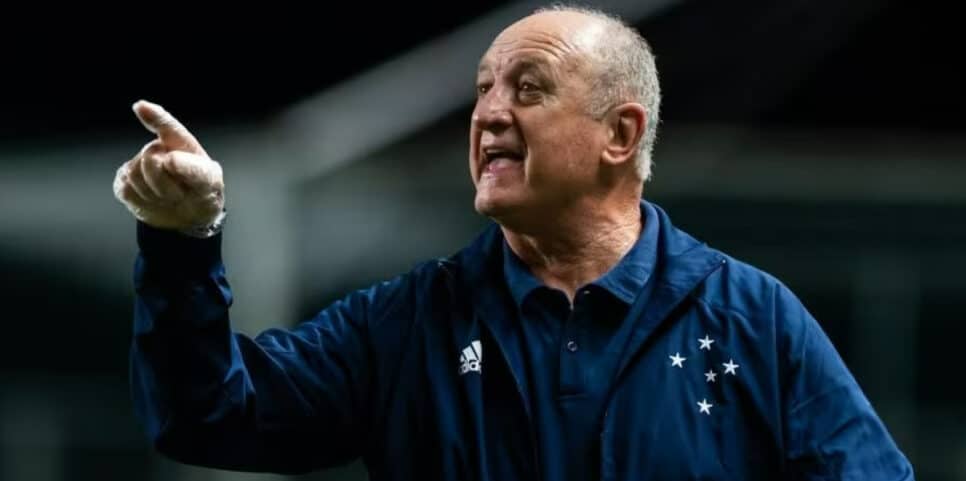 Felipão não se segura e reage após derrota do Atlético-MG (Foto: Bruno Haddad / Cruzeiro)
