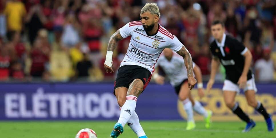 Gabigol erra pênalti e Flamengo enfrenta um duro golpe (Foto: Getty Images)