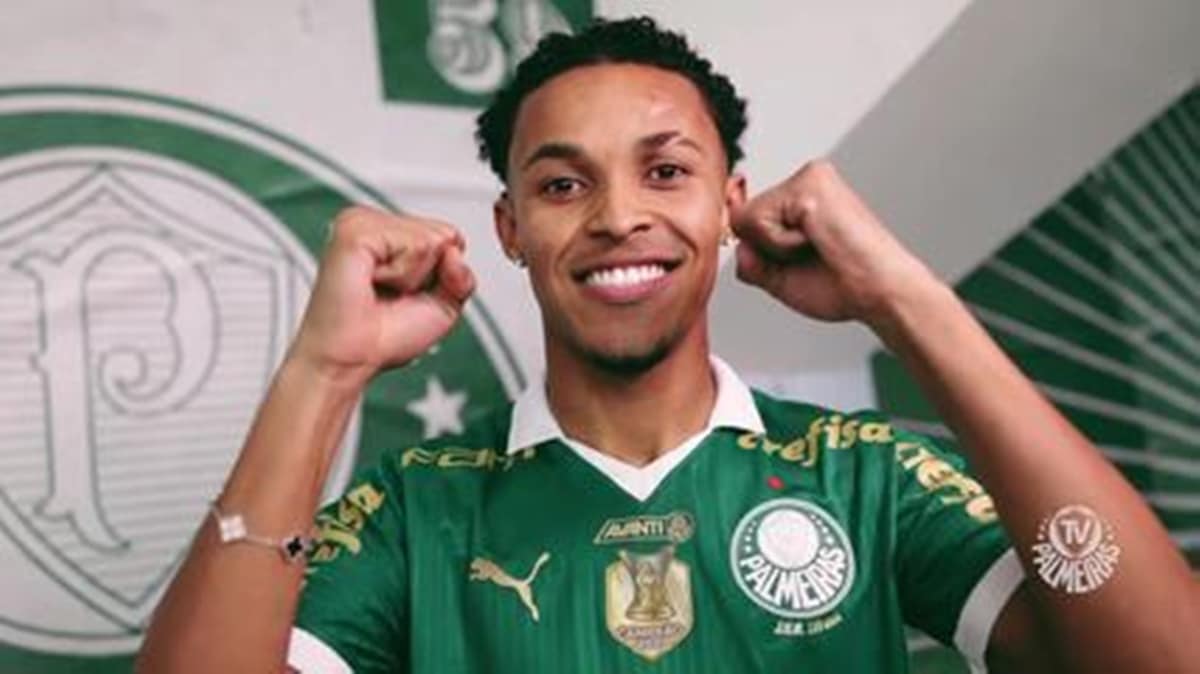 Lázaro é novo contratado do Palmeiras (Foto: Reprodução/ Cesar Greco/ SEP/ TV Palmeiras)