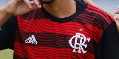 Barcelona está buscando um jogador do Flamengo (Foto: Gilvan de Souza/CR Flamengo)