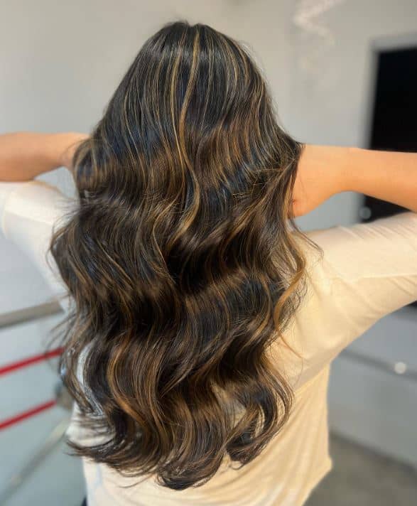 Cabelo com mechas peroladas (Foto: Reprodução/Internet) 