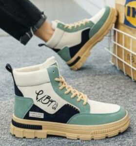 Tênis de cano alto robustos e com cores chamativas (Foto: Reprodução / Caballo Bronco)