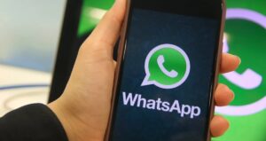 Aplicativo do WhatsApp no celular e na versão Web no computador (Foto: Reprodução/ Internet)