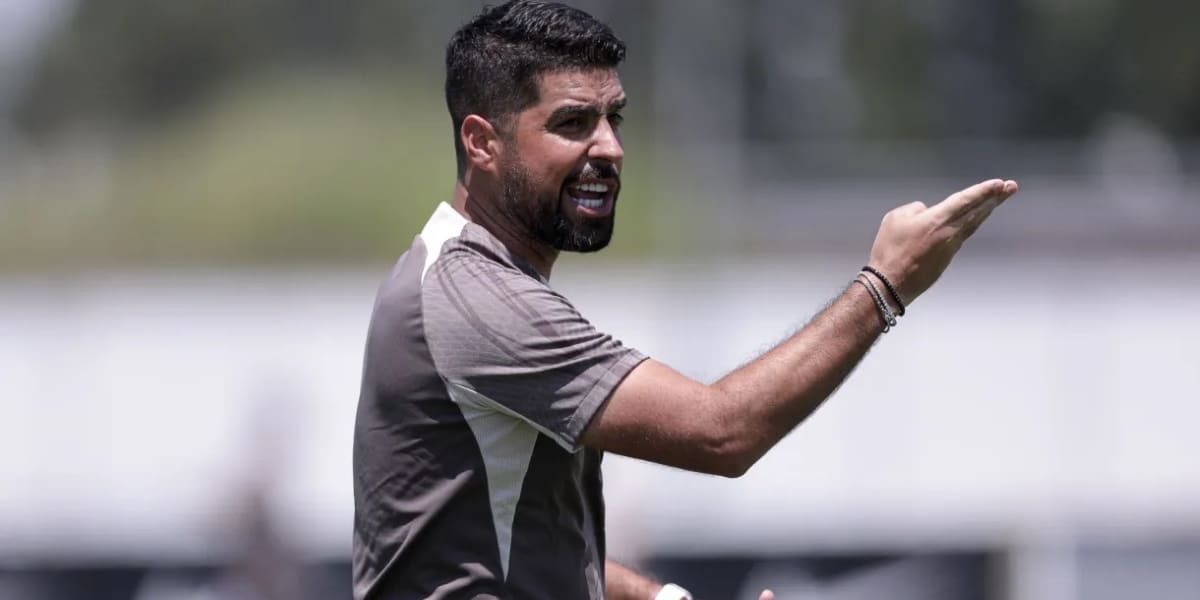 António Oliveira (Foto: Rodrigo Coca / Agência Corinthians)