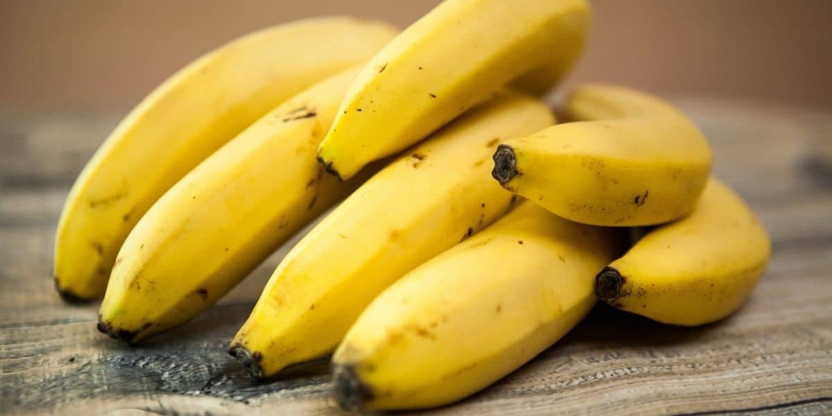 Conheça 10 vantagens de ingerir banana todos os dias (Imagem Reprodução Canva)