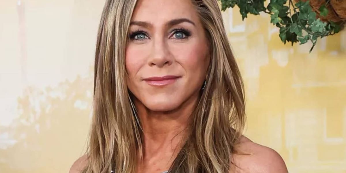 Jeniffer Aniston, utilizando as mechas espiga para disfarçar os fios grisalhos (Imagem Reprodução Mario Anzuoni)