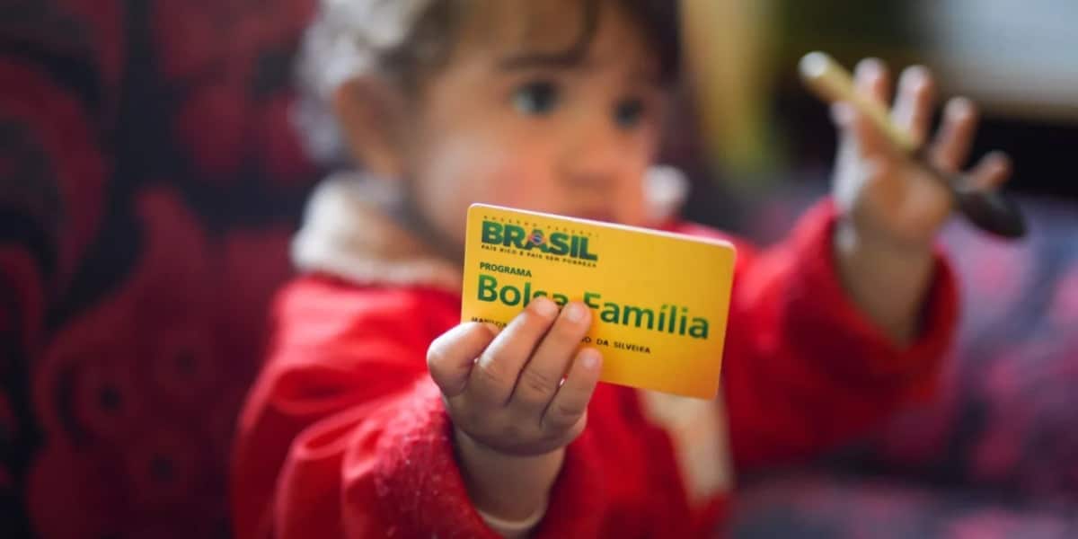 Mães solteiras podem receber adicional no Bolsa Família em março (Imagem Reprodução Rafael Zart/ASCOM/MDS)