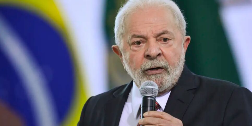 Lula anuncia decisão sobre pagamento que afetará trabalhadores brasileiros (Imagem Reprodução Sérgio Lima/ AFP)