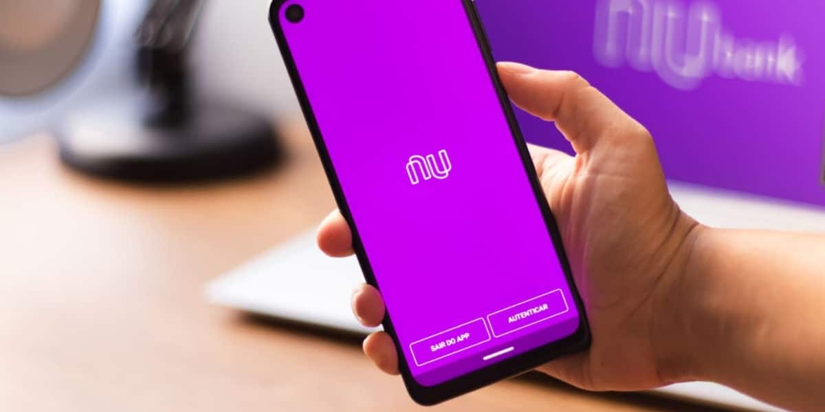 Nubank oferece ferramenta que aumenta R$1500 no limite do cartão de crédito (Imagem Reprodução Divulgação)