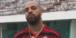 Adriano Imperador com a camisa do Flamengo (Foto: Reprodução)