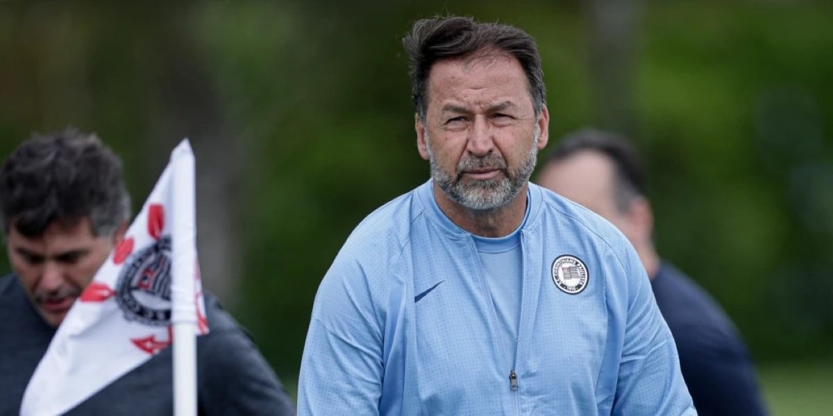 Augusto Melo comanda o Corinthians (Foto: Agência Corinthians)