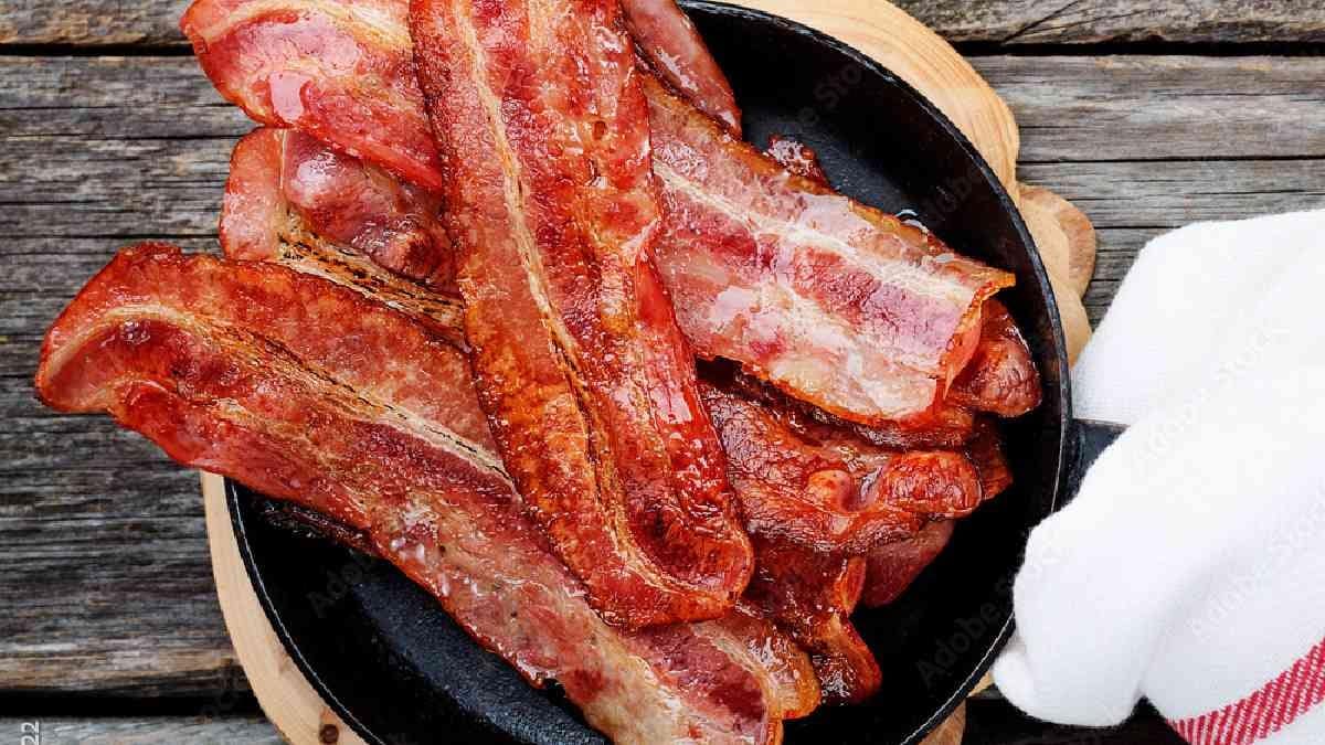 Bacon é um exemplo de carne vermelha processada que acarreta em surgimento de câncer (Foto: Reprodução/ Internet)