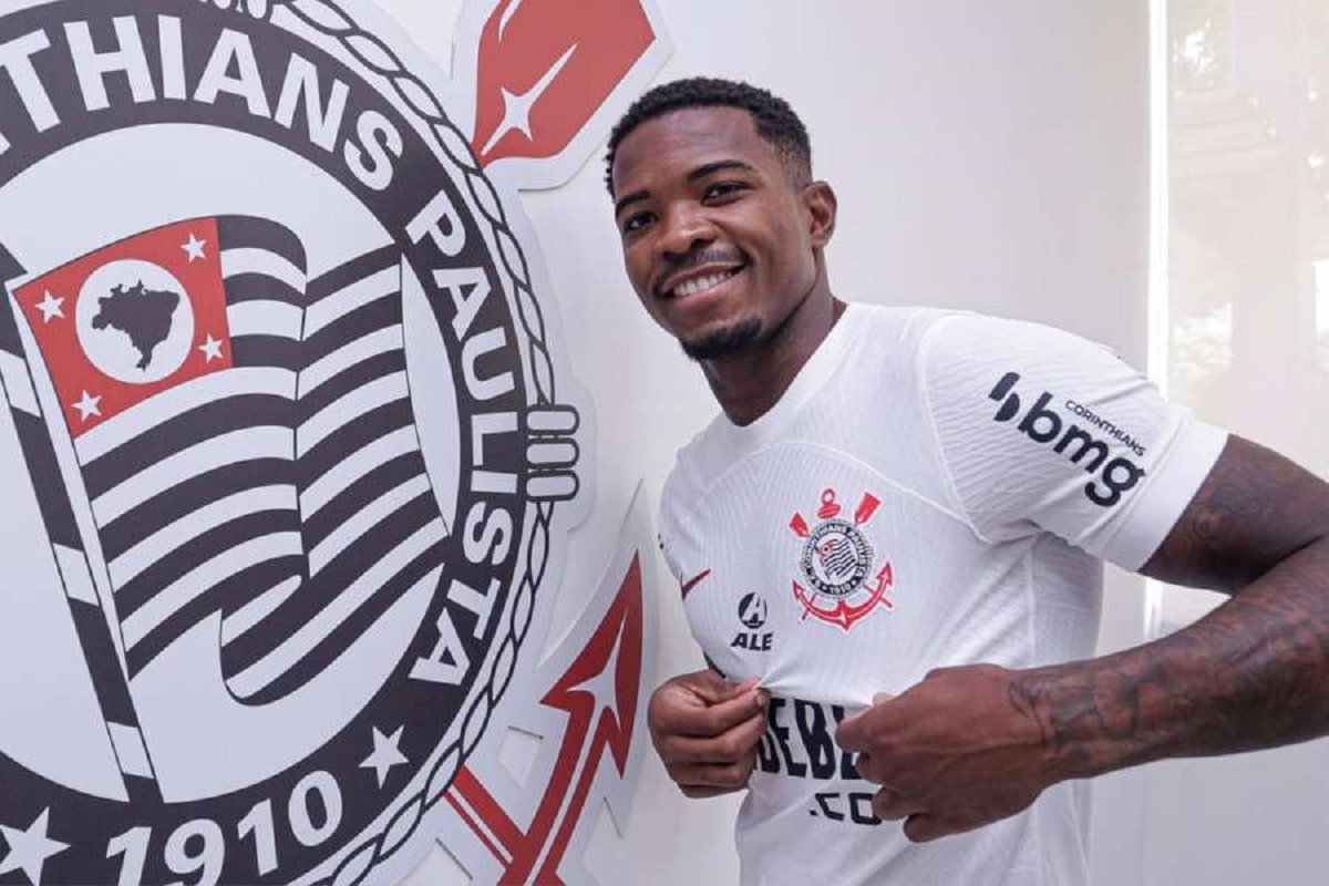 Zagueiro Cacá (Rodrigo Coca/Ag. Corinthians) Santos