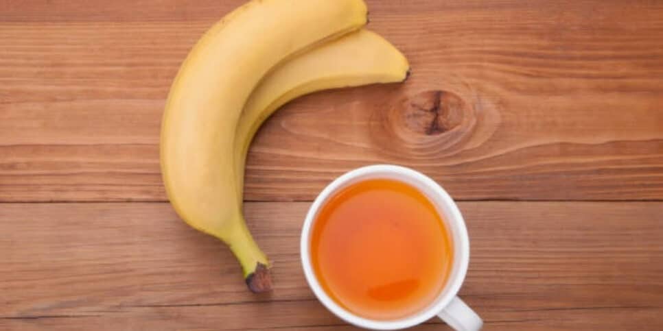 Ajuda a emagrecer? Veja os reais benefícios do chá de banana (Foto: iStock)