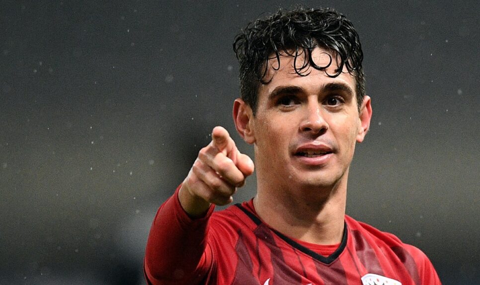 China jogos De acordo com jornalista, Oscar recusou São Paulo e Flamengo e planeja retorno ao Brasil (Foto: Reprodução/ GettyImages)