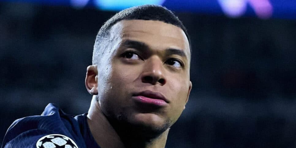 Mbappé bate martelo e escolhe nº de sua camisa no Real Madrid (Foto: IconSport)
