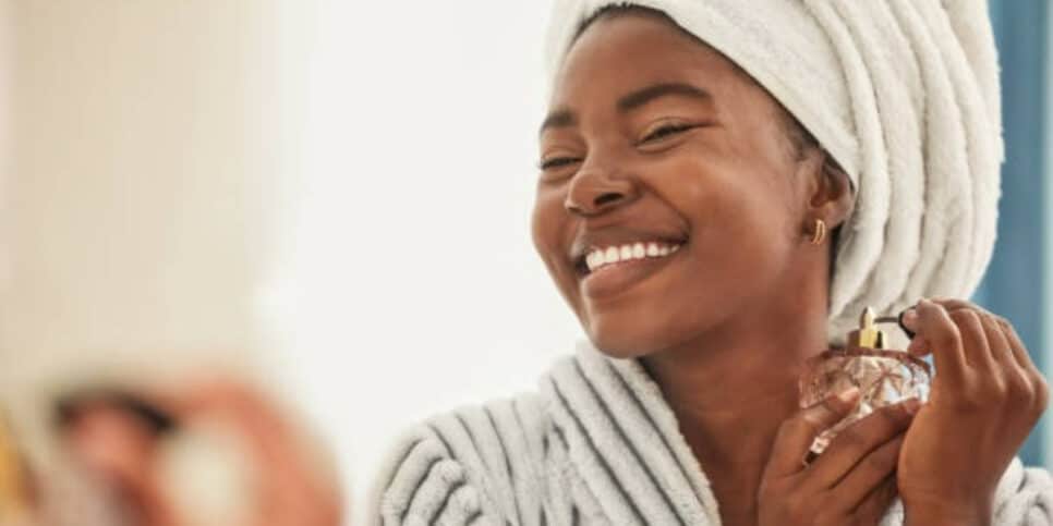 Perfumes que fixem por mais de 24 horas? Veja essa lista (Foto: iStock)