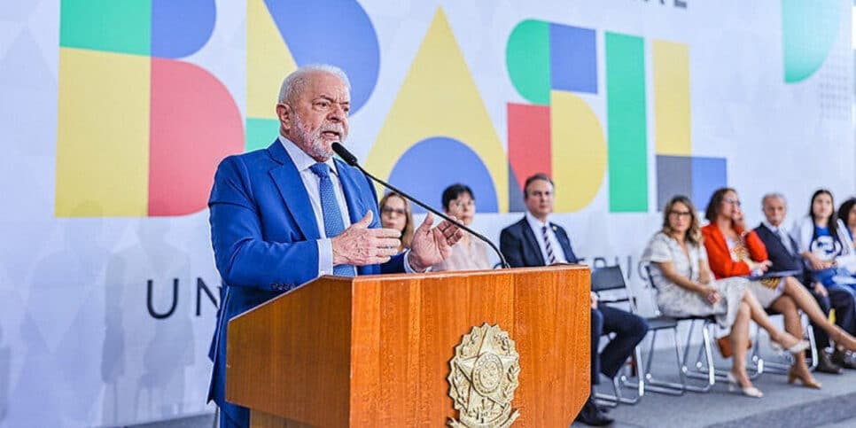 Lula aprova lei para o Bolsa Família e nova valor é divulgado (Foto: iStock/Ricardo Stuckert)
