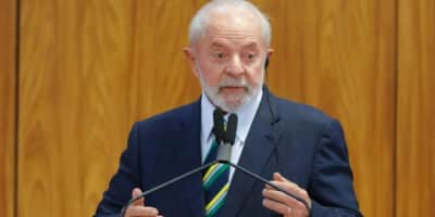 Imagem do post Lula confirma notícia sobre antecipação do 13º salário do INSS e surpreende aposentados e pensionistas