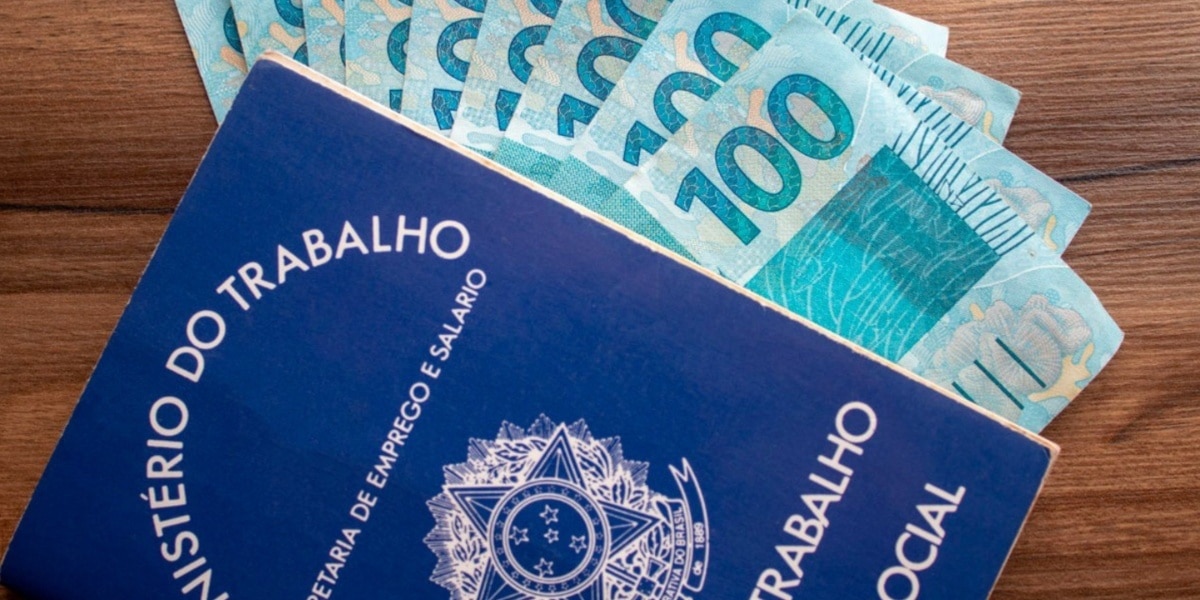 Novo salário mínimo pode variar entre R$1.612 e R$1.844 (Imagem Reprodução Google)