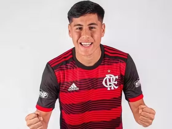 Santiago Ocampos é afastado elenco do Flamengo (Foto: Divulgação)