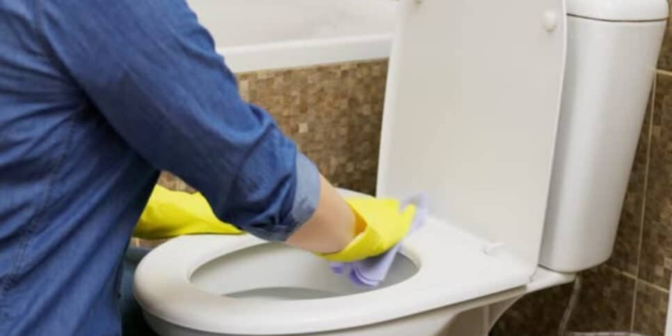 Limpeza complicada? Método infalível para limpar seu banheiro (Foto: iStock)