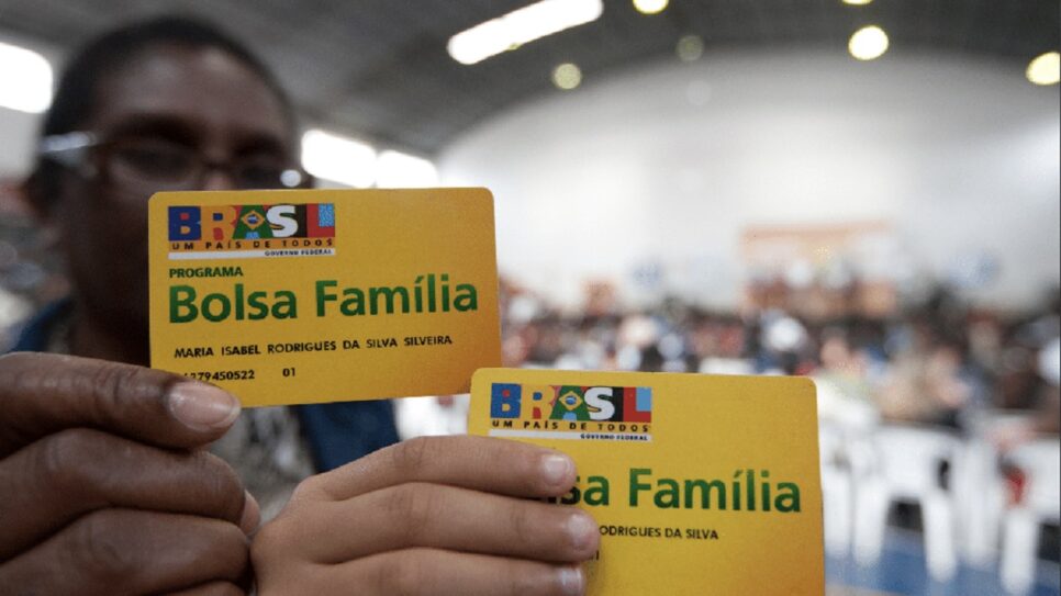Mês de maio Cartões do Bolsa Família (Imagem: Victor Leahy/Governo de Alagoas)