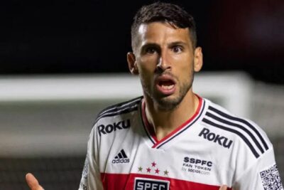 Imagem do post Calleri manda recado duro para torcida do São Paulo após críticas:  “O quanto esses caras”