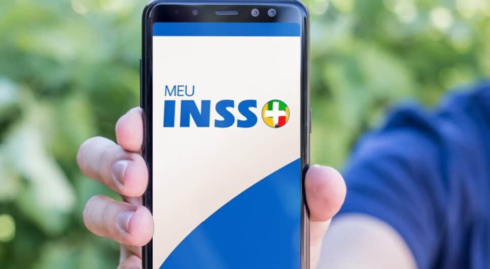 Aposentadoria Empregado contribuição Cartão Meu INSS+ vem recheado de vantagens aos idosos segurados da Previdência Social (Foto: Reprodução/ Internet)