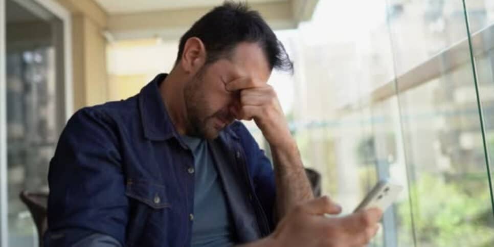 Celular travando? Veja o que fazer quando o seu aparelho para (Foto: iStock)