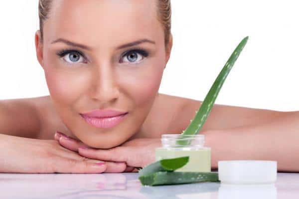 Pele rosto Saiba como usar aloe vera para eliminar as manchas do seu rosto