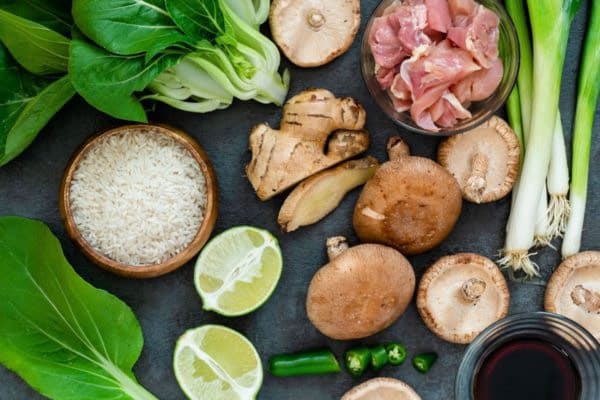 Descubra 7 alimentos anti-inflamatórios para diminuir a barriga