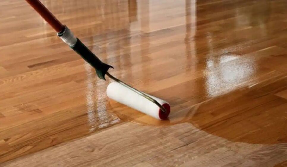 Limpeza madeira Lustrar o piso e deixá-lo brilhando (Foto: Reprodução/ Pinterest)