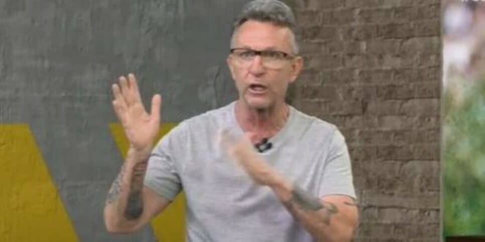 Neto solta o verbo em desabafo (Foto: Reprodução/Band)