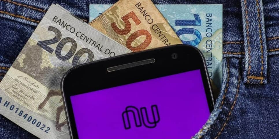 Vale a pena? Saiba quanto os investimentos na Nubank rendem (Foto: Alison Nunes Calazans/Shutterstock)
