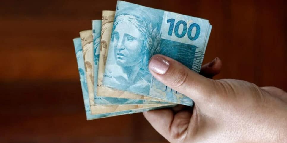 Caixa anuncia liberação oficial de saque do FGTS para população (Foto: Getty Images)