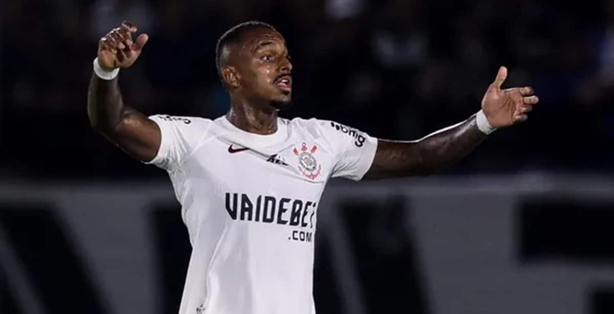 Raul Gustavo agrediu bandeirinha e foi expulso em jogo contra o Argentino Juniors (Foto: Reprodução/  Rodrigo Coca/ Ag. Corinthians)