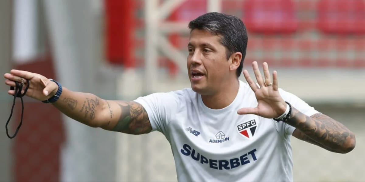 Técnico de futebol tem futuro incerto no Tricolor (Foto: Rubens Chiri/ São Paulo Futebol Clube)