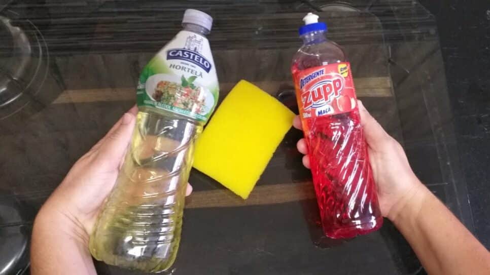 Louça Limpeza Misture vinagre e detergente (Foto: Reprodução/ Vânia Dicas Caseiras)