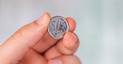 Imagem do post PRÊMIO HOJE (13/05/2024)! 2 moedas de 50 centavos avaliadas em R$ 5.000,00