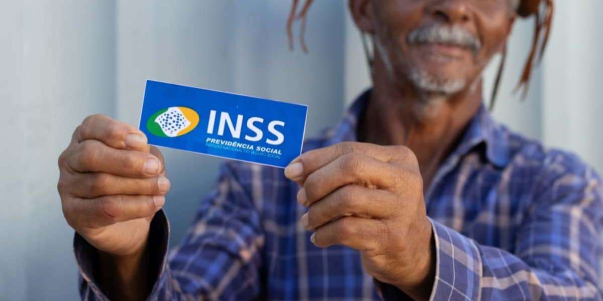 Aposentados do INSS se deparam com surpresa no pagamento de maio (Imagem Reprodução FDR)