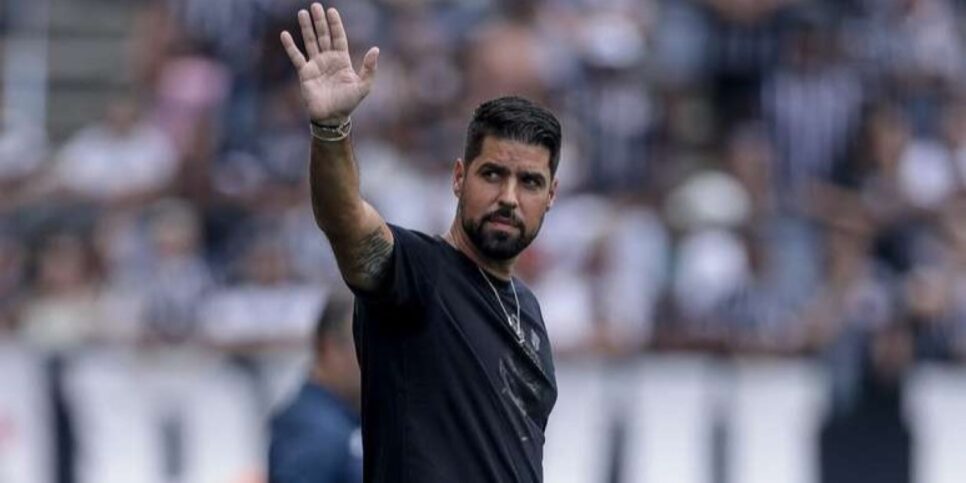 António Oliveira agita o Brasileirão: decisão no Corinthians deixa Tite em situação difícil no Flamengo (Foto: Rodrigo Coca/Agência Corinthians)