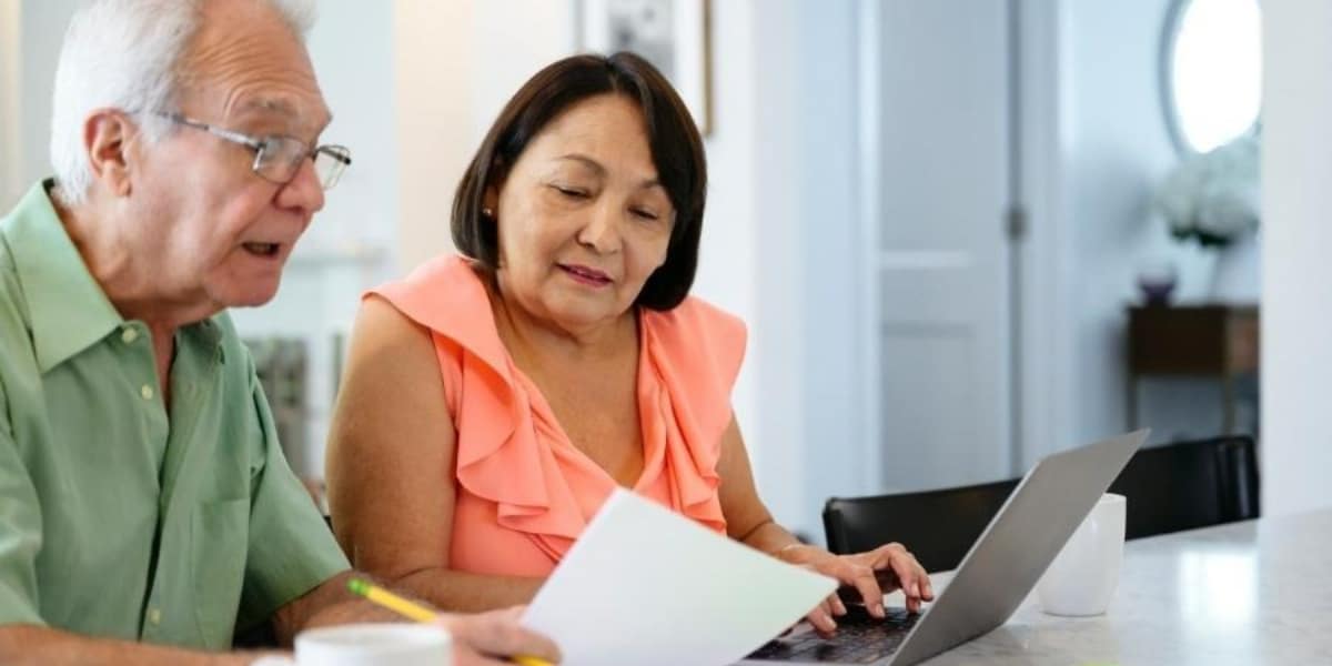 Idosos têm antecipação de benefício pago pelo INSS aprovada (Foto: iStock)