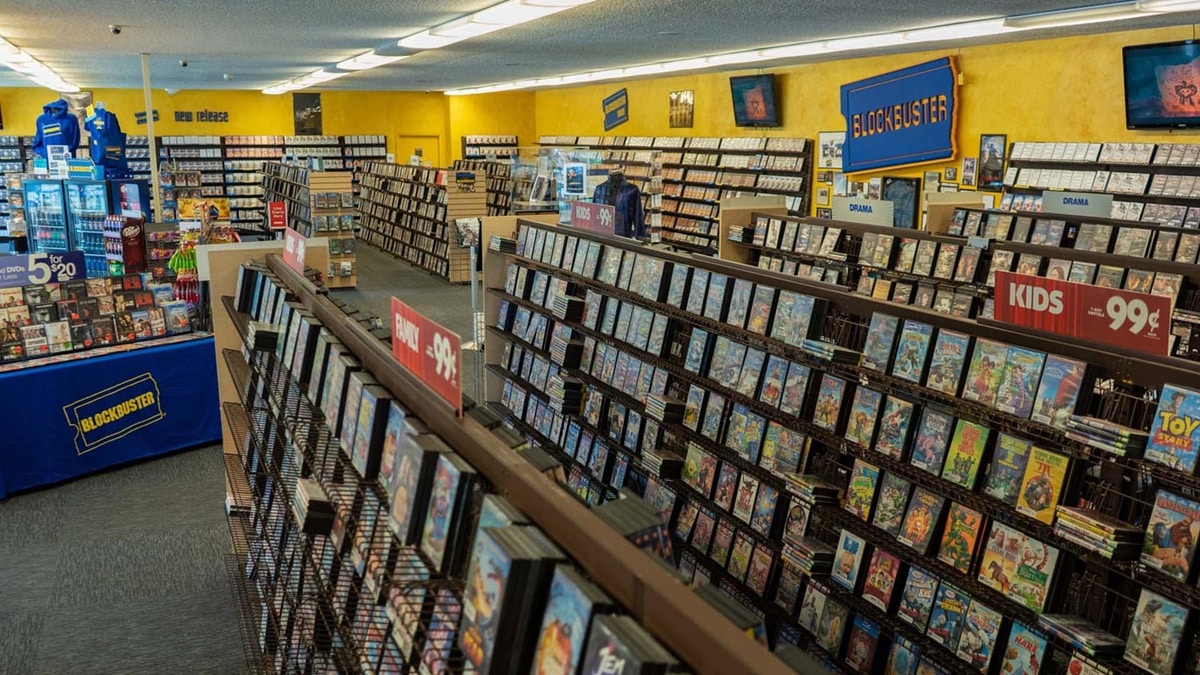 Uma das unidades da Blockbuster, que chegou a contar com 4.500 lojas em seus tempos áureos (Foto: Reprodução/ Internet)